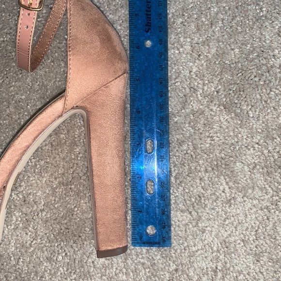 Forever 21 5” Heels Ankle Strap Chunky Pumps 8 - Picture 6 of 8